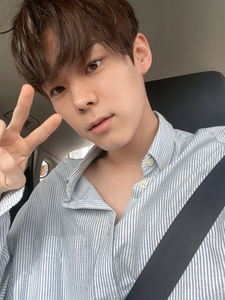 i8waves's tweet image. y aquí el chiquillo volviendo porque quería puro escuchar a los  #𝚗e𝕚gh𝑏ō𝕪𝑟𝑠ʼ᭬𝐝oor el día de hoy 🫧 entonces camino a mi casita tenía en loop el video de #o͞në𓊈𝐚𝐧𝐝𓊉on𝑙𝕪 porque realmente que hermosa canción ! estoy obsesionado.

𝑚oon𝚕ight ⋆ 𝚕uke