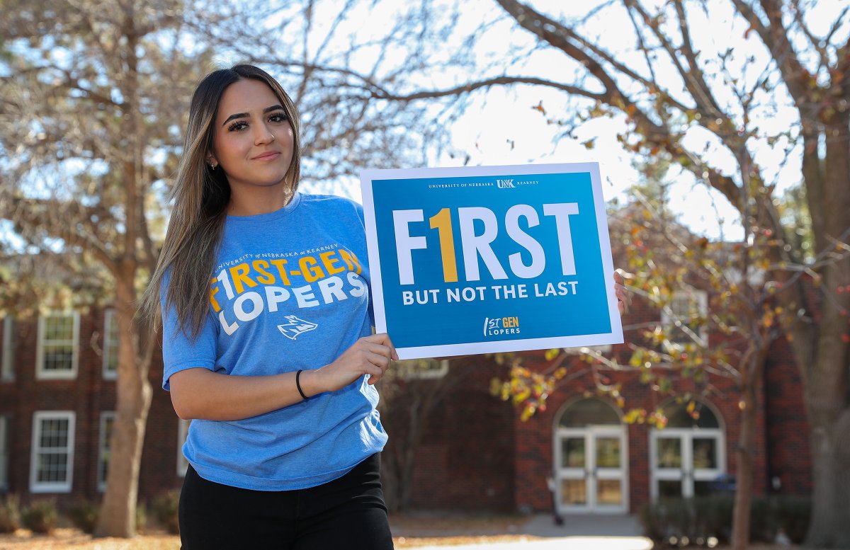 UNKearney's tweet image. UNK is a destination for #firstgen students.

That’s not just a catchy slogan. It’s a distinction students, faculty and staff take great pride in.

We're excited to announce our recognition as a national leader in advancing first-gen student success.

➡️ shorturl.at/aen7j