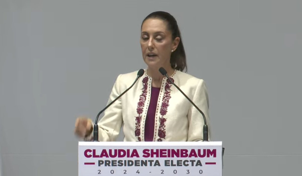 ManuelGaleazz1R's tweet photo. ¡Boom! 

La presidenta electa @Claudiashein adelantó que "vamos a dar fin al @USICAMM_OFICIAL", sistema de evaluación que ha sido rechazado por diversos sectores del magisterio.

Queda claro, no tiene tiempo que perder, la primera presidenta de México.

#ClaudiaPresidentaElecta #ClaudiaPresidentaDeMexico2024 #TeatroMetropolitan