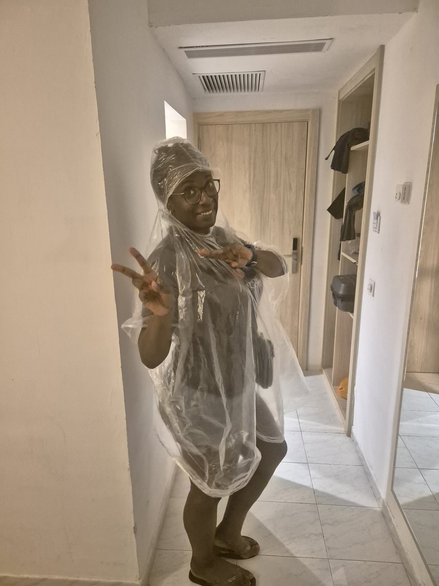 saffs13's tweet photo. When your Girl no longer trusts you when you're going out on Holiday, and you tell her it won't rain again. 🙄🤷🏽‍♂️🤣 #DressToImpress #SummerVibes2024 #Mallorca #nightlife https://t.co/q5V0iLAeS9