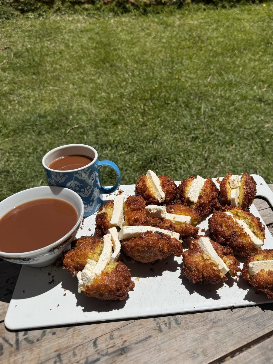 hoy hice torticas con maíz que coseché en la finca <3