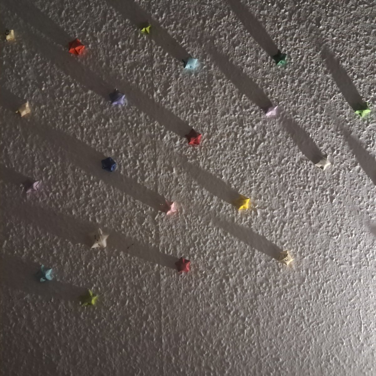 а говорили, что чудес не бывает. У меня радужный звездопад!!