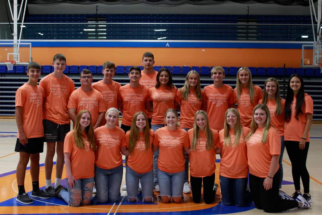 BethAnderson410's tweet photo. The Student Leadership Team led an assembly today in the Orena. It was all about good culture and good decisions being made at OJSHS. Good decisions, good future. “I have Rocket Fever!”  Okawville, IL #onamission #believeinbelieve #rocketfever #neverboringschool https://t.co/TR7W90VJWg