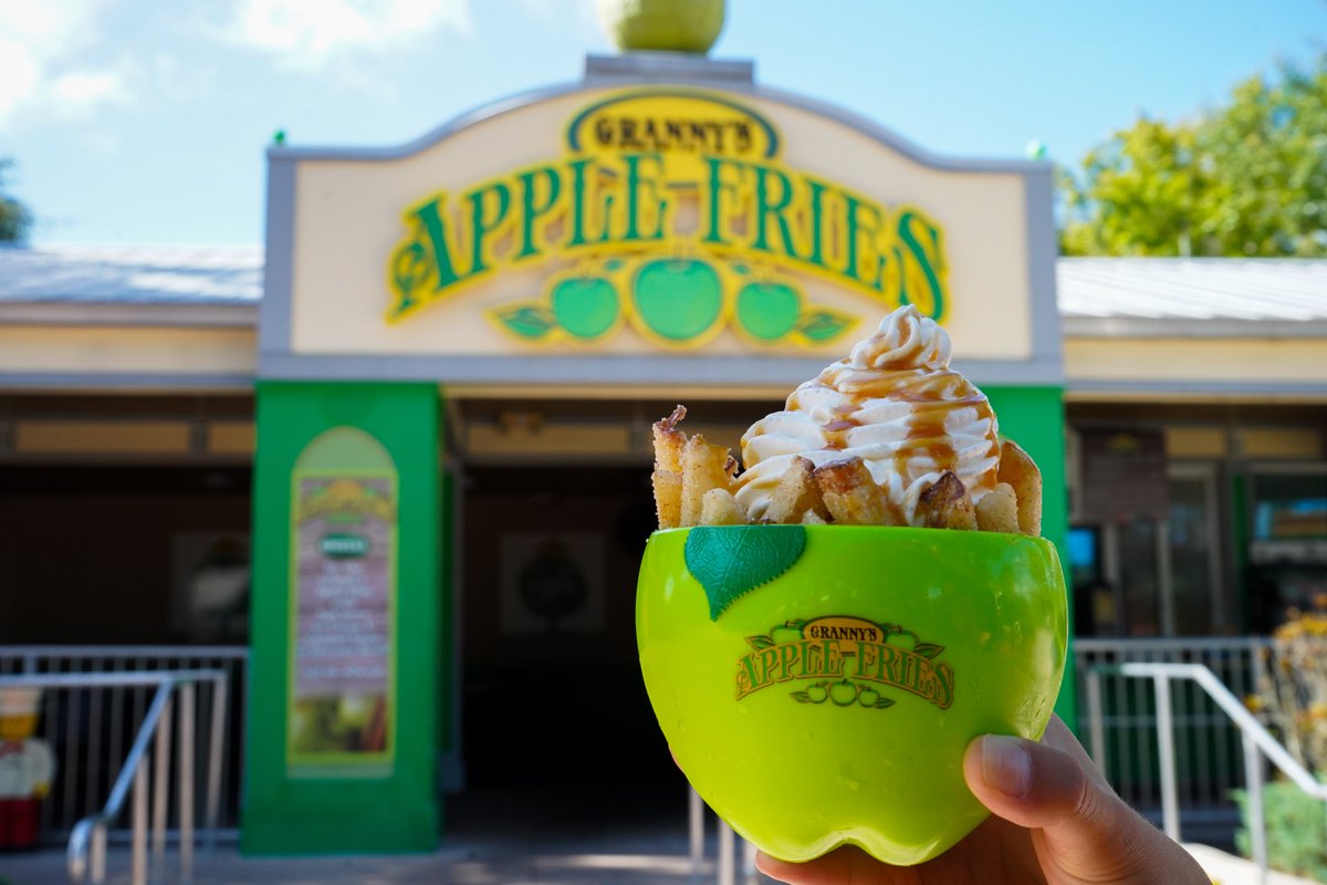 LEGOLANDFlorida's tweet photo. New dilemma unlocked: How to eat our #AppleFries in a #demure way? Try them during your next visit: https://t.co/AXP0NSXV8N https://t.co/7fwSdq3ReA