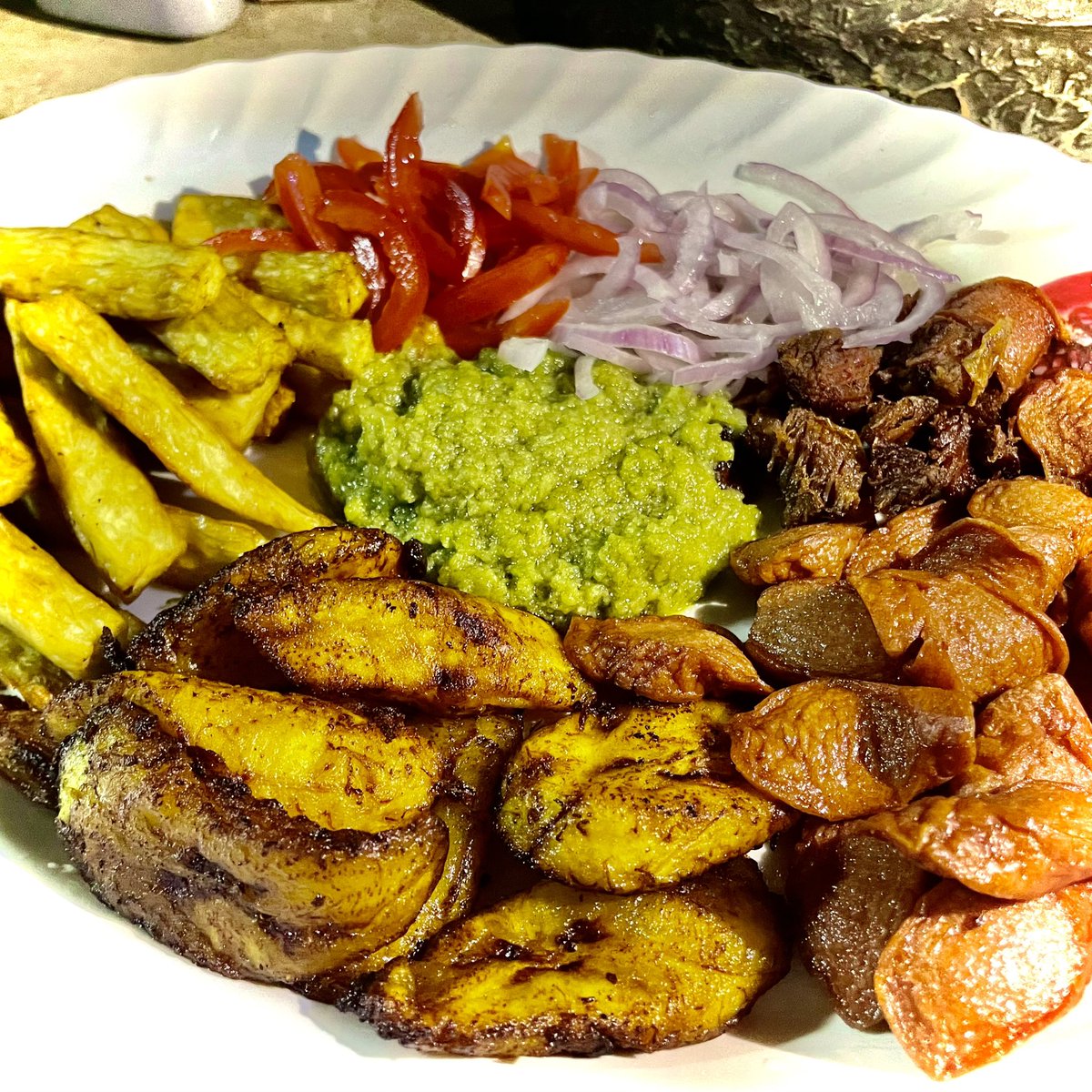 BarFierte's tweet photo. Tu dois enlever un seul tu retire quoi ? 
#tgtwittos #food #lome https://t.co/xIphKq0ujh