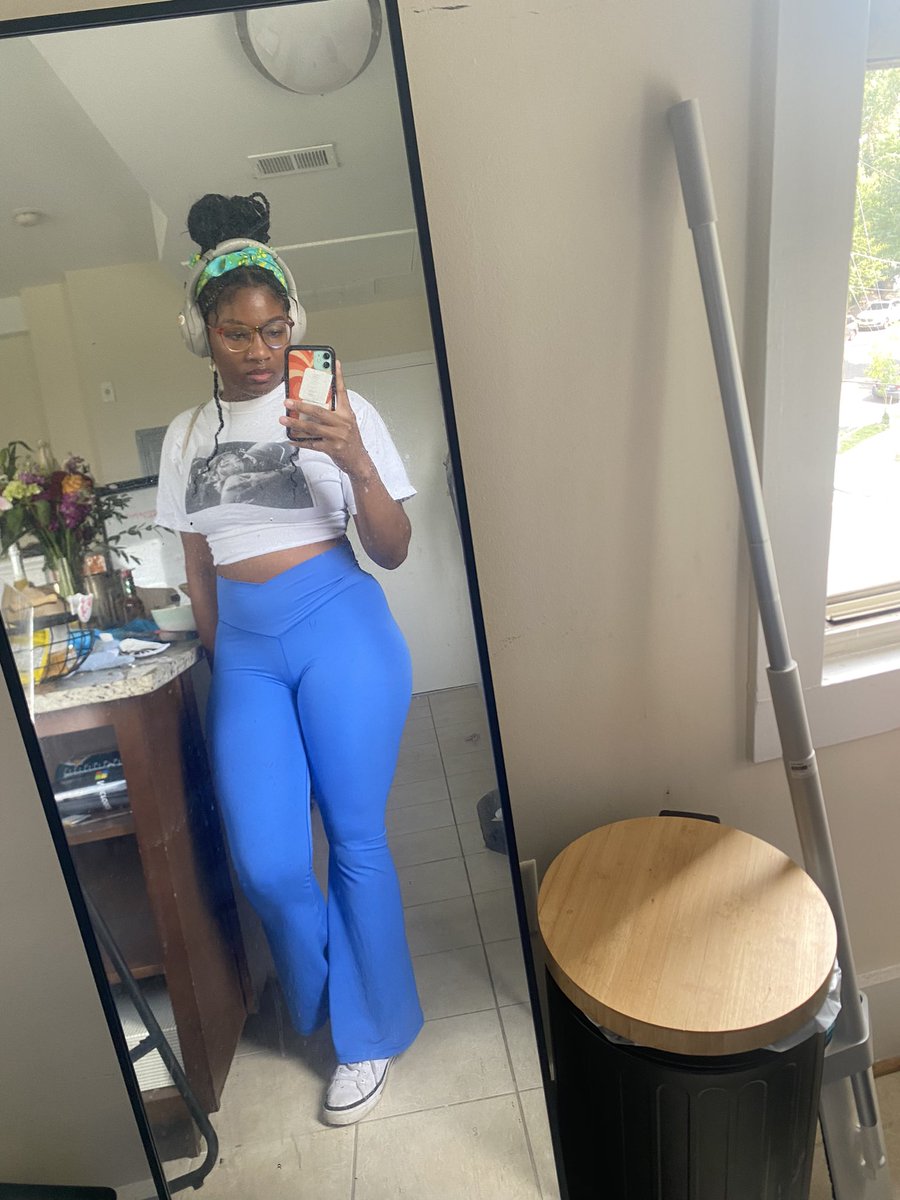 kemi_keemi's tweet photo. #SoFuckingBack https://t.co/SrICJ0wkEf