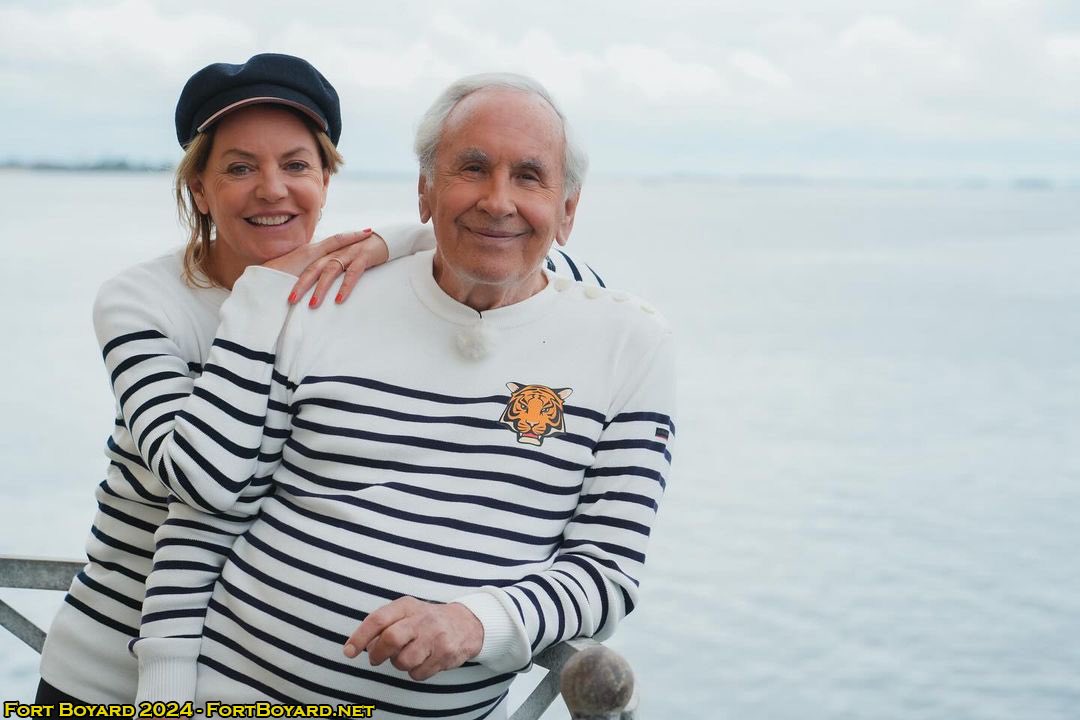 Merci à <a href="/Alpfr/">ALPfr</a> et <a href="/FranceTV/">France tv</a> pour le magnifique hommage à #PatriceLaffont hier soir. Merci à <a href="/olivierminne/">Olivier MINNE</a> d’avoir su trouver les mots justes. Merci à <a href="/cendrineoff/">Cendrine Dominguez</a> pour sa présence tant attendue. Un #FortBoyard d’anthologie, déjà historique et culte pour honorer un grand homme 🖤