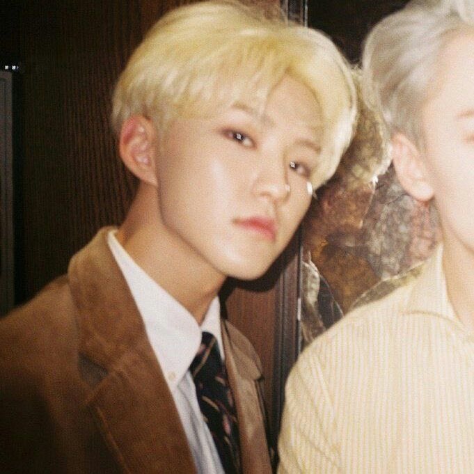 9odwept's tweet photo. theeeee hoshi kino is back terrorising your timelines cause i miss my friends and need to love on them https://t.co/yDowE9ib68