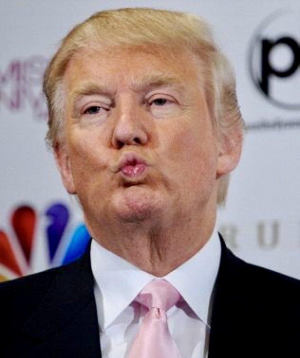 patrickthebud's tweet image. What a WEIRD WEIRD WEIRD BOY . #MAGAIsCollapsing