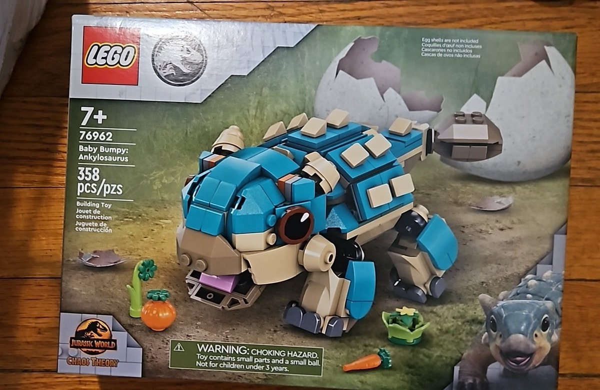 e_g_cross's tweet photo. LEGO ANKYLOSAUR AQUIRED!!! https://t.co/RqS6kcz6Y8