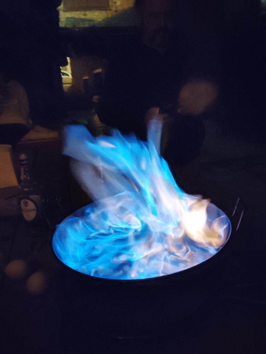 ROM CREMAT! #Cadí #Pirineus #Vilanovadebanat #pyrenees #alturgell #mountains #senderisme #nordicwalking #meteocat #meteopirineus