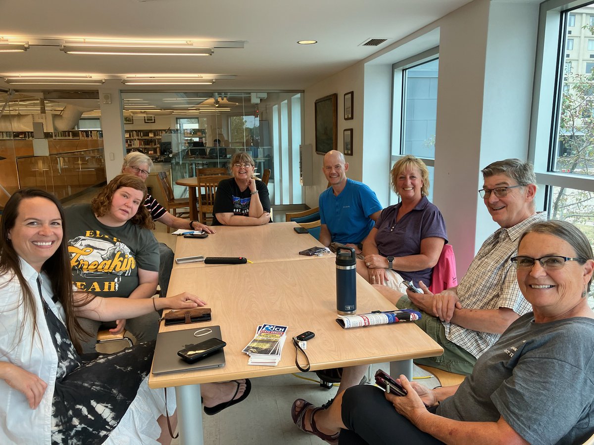 AndiRichWI's tweet photo. Fantastic WisDems Sharebank Event at Steph. Public Library! 💙🎉 The #Northwoods Dems are fired up & ready for change. 💪
Join us next week at the Marinette Co. Dem Office to watch Kamala's keynote! 📅🎥
RSVP now & let's pack the house! 🏠📨 #AndiForWI
https://t.co/7ODy9a3Fb7 https://t.co/hnSP4Wzt5r