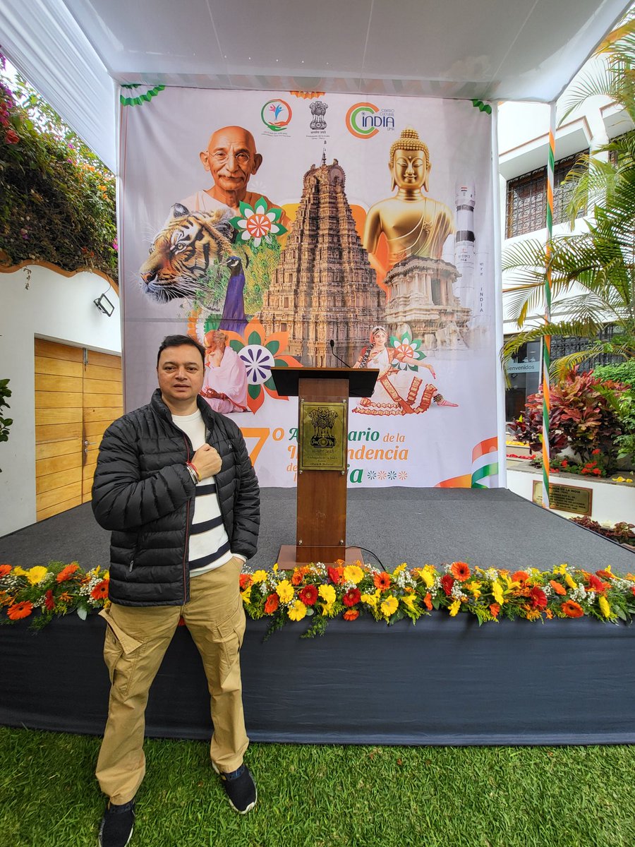 netsavy2012's tweet image. #IndiaIndependenceDay #IndianembassyPeru
@eoilima @vishwassapkal 
@PMOIndia 
Had a very nice feeling to Celebrate Indian Independence Day in Peru. Thanks to the invitation by the Indian Ambassador Mr Sapkal.