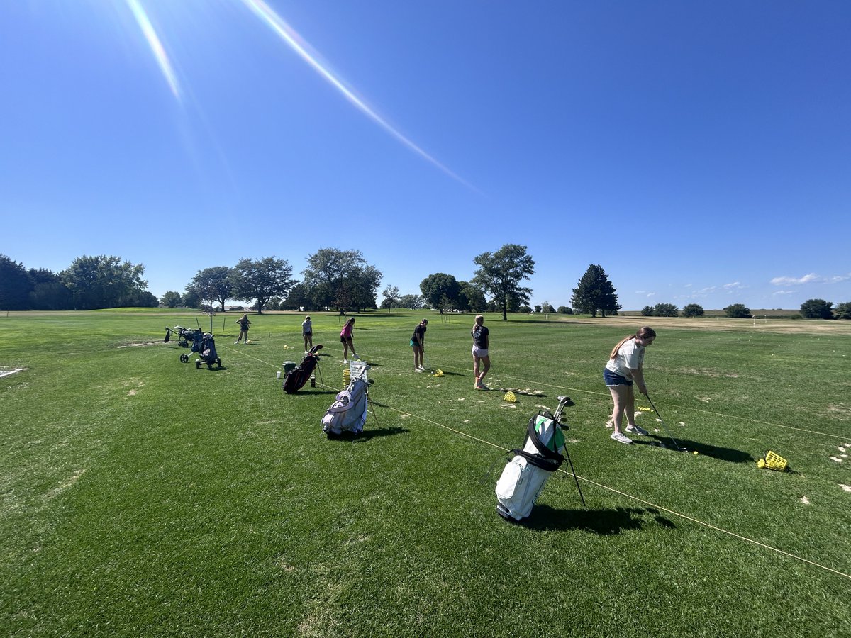 Just a good ol' range sesh! #DusterPower #GirlsGolf <a href="/HoldregeDusters/">Holdrege Public Schools</a>