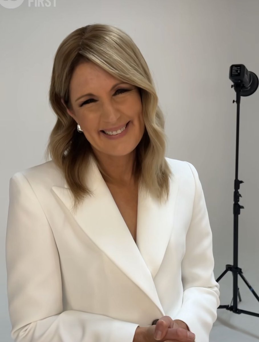 Chris Campey (@chris_campey) on Twitter photo I’ve been fortunate to work with <a href="/SharynGhidella/">Sharyn Ghidella</a> in the newsroom, studio & field. A genuine superstar of tv news.
A privilege for us all at @10newsfirst to now welcome her home!
Welcome back Shaz! No horoscopes here, just the QLD news, delivered by a respected professional. 😉 I’ve been fortunate to work with <a href="/SharynGhidella/">Sharyn Ghidella</a> in the newsroom, studio & field. A genuine superstar of tv news.
A privilege for us all at @10newsfirst to now welcome her home!
Welcome back Shaz! No horoscopes here, just the QLD news, delivered by a respected professional. 😉