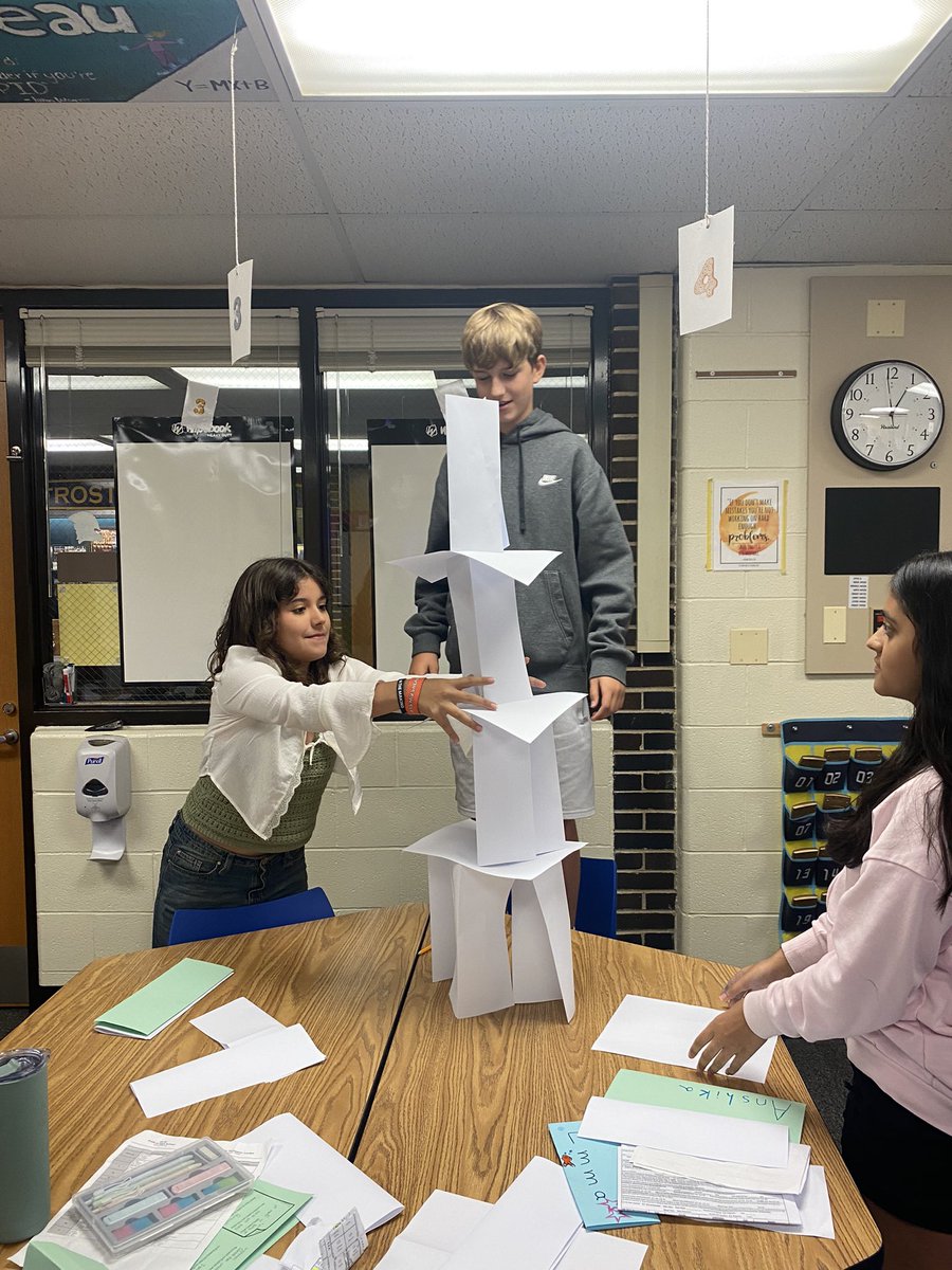 felg54's tweet photo. First day of school team building activity. The challenge was to build the tallest tower using only 20 pieces of paper. The highest tower ended up being 118 cm! 
#FrostStrong #teamwork https://t.co/L7viVToyOB