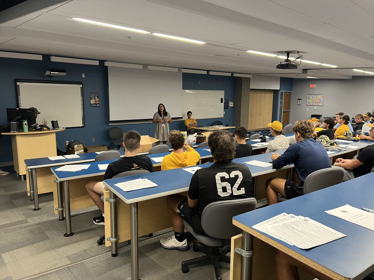 ✅ 1st Team Meeting in the books
✅ RVC offers so many things
       ✔️Administration, Strength Coach,                Student- Athlete academic advisor,  Trainer,nutritionist , Personal Success Counselor, etc…
✅ Gear passed out
✅ On-Field Tomorrow