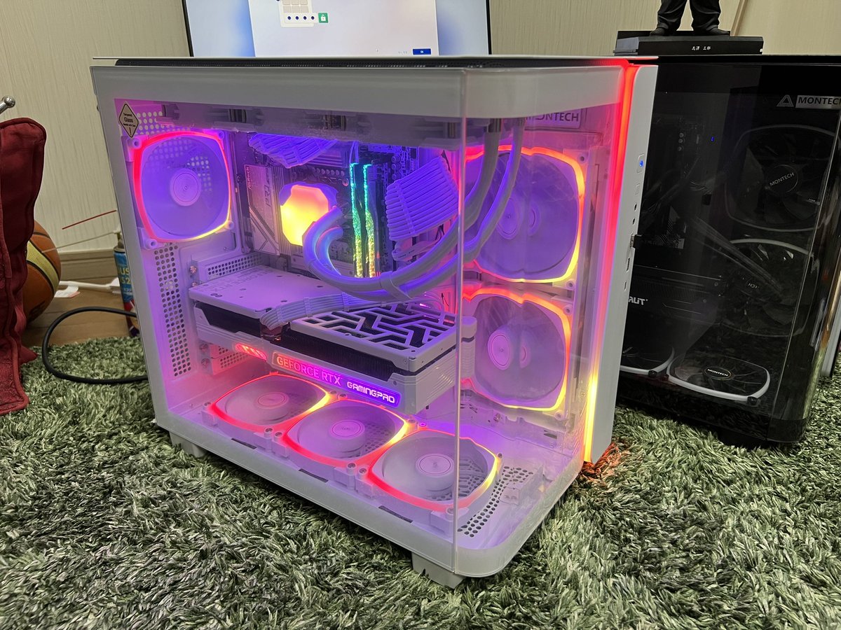 mirofacechannel's tweet photo. 2台一気にPC組み立て❗️
CPU : i7-14700
メモリ DDR5 48G
m.2SSD 1TB
HDD 4TB
電源1000w
GPU : RTX-4070ti super
PC-CASE MONTECH PRO https://t.co/Zf2ogNvvxr