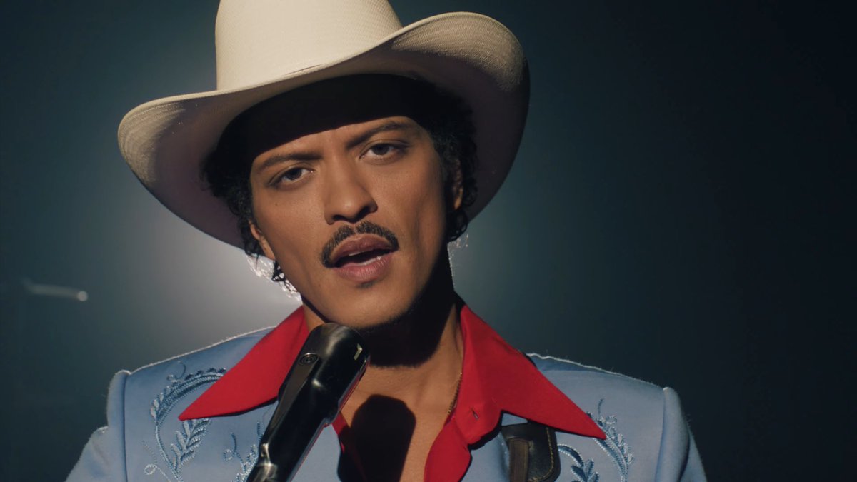 PopBase's tweet photo. Bruno Mars in the music video for ‘Die With A Smile.’ https://t.co/3JrLKCMdJP