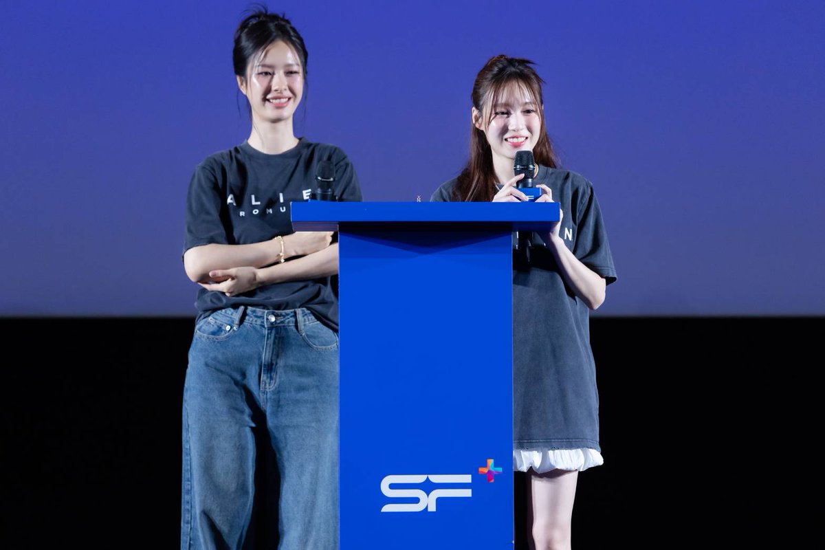 WeLoveSF's tweet photo. ✨ #SFxMilkLove
บรรยากาศความสนุกกับ MILK, LOVE
ในรอบพิเศษ #SFFriendsScreening Alien: Romulus
ที่ SFW เซ็นทรัลเวิลด์ โรงภาพยนตร์ EARTHLAB CINEMA BY DR.CBD

#SFxMLxAlienRomulus
ขอบคุณทุกคนที่มาสนุกด้วยกันน้า~

@panlyyy
@loverrukk

SF X MILKLOVE
#SFxAlienRomulus
#mimiv #loverrukk
#MilkLove #มิ้ลค์เลิฟ
#SFcinema 🍿❤