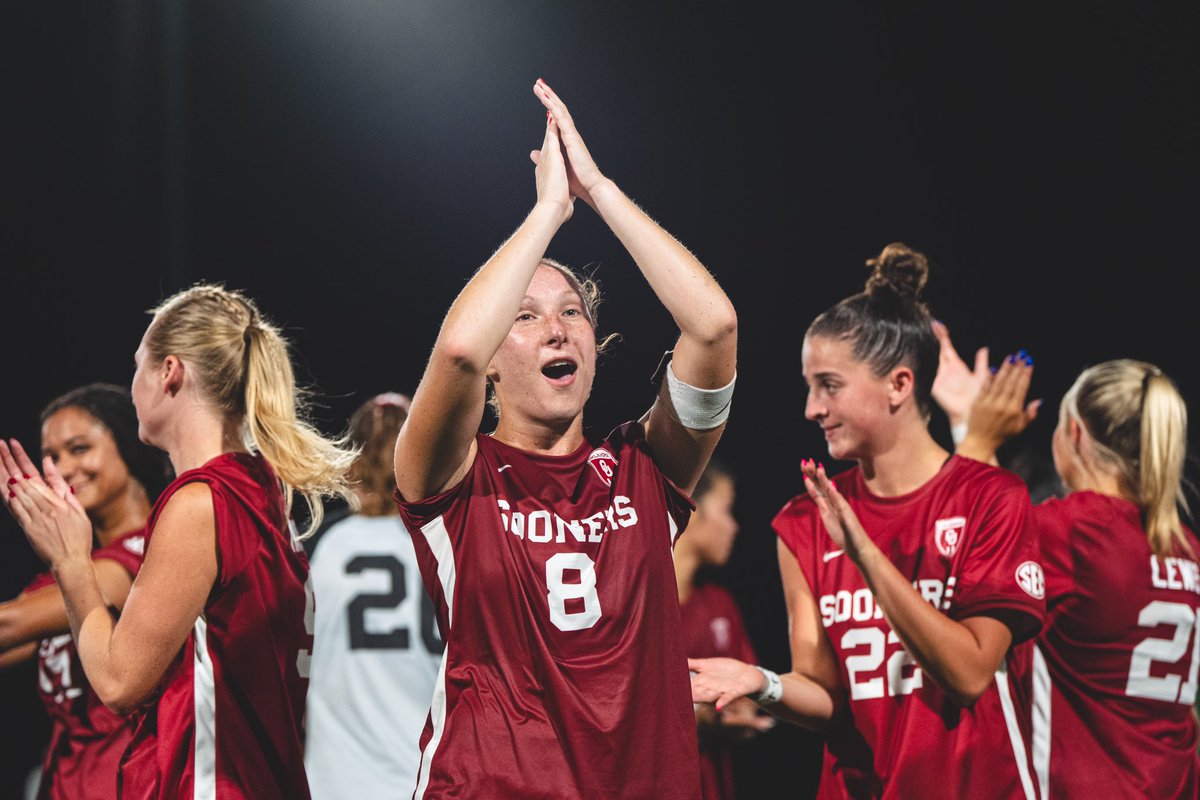 𝟏-𝟎

See you Sunday, Sooner Nation!