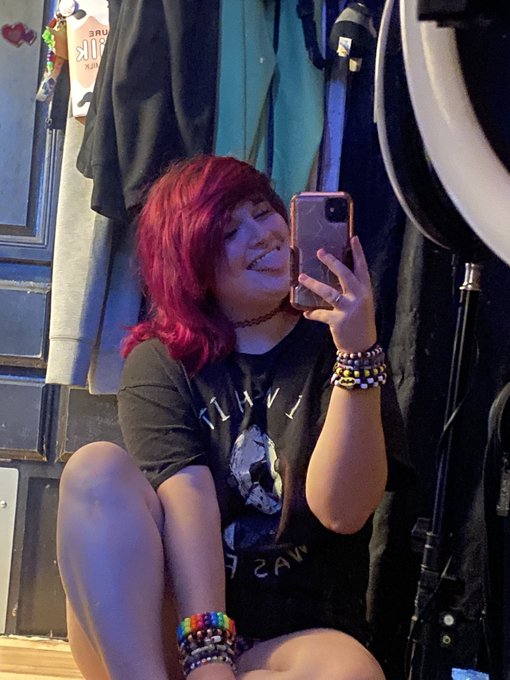 POV: your gf gets home from work and she&rsquo;s looking like this by the time you get home&hellip;.what are you doing<a href="/tag/mvsales"class="tags"><span>#mvsales</span></a>