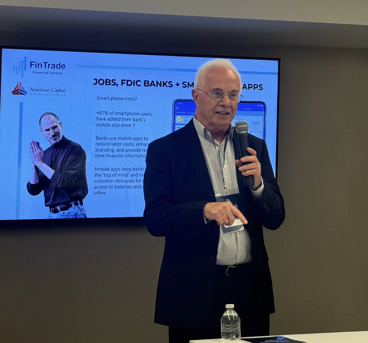 AcfGroup's tweet image. ¿Cuántos de ustedes tienen una app de su banco? Tienen una herramienta poderosa en sus manos. Ahora, imaginen lo sencillo que sería contar con nosotros de la misma manera que con su banco. Somos la única compañía no bancaria con una app móvil." - Michael Belgeri

#FinTrade