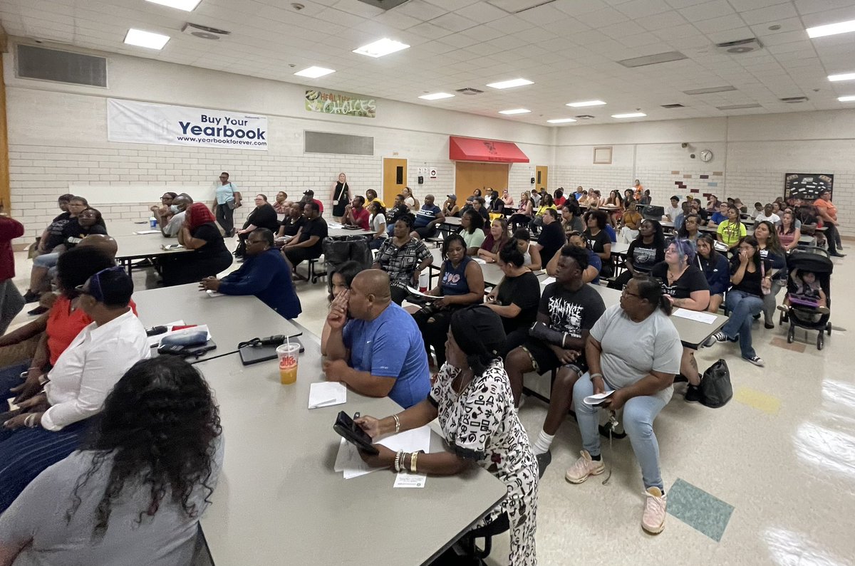 Shout out to our Freshman Foundations team for a great Back-To-School Night! Awesome turnout from our community. #PowerOfWEcsd