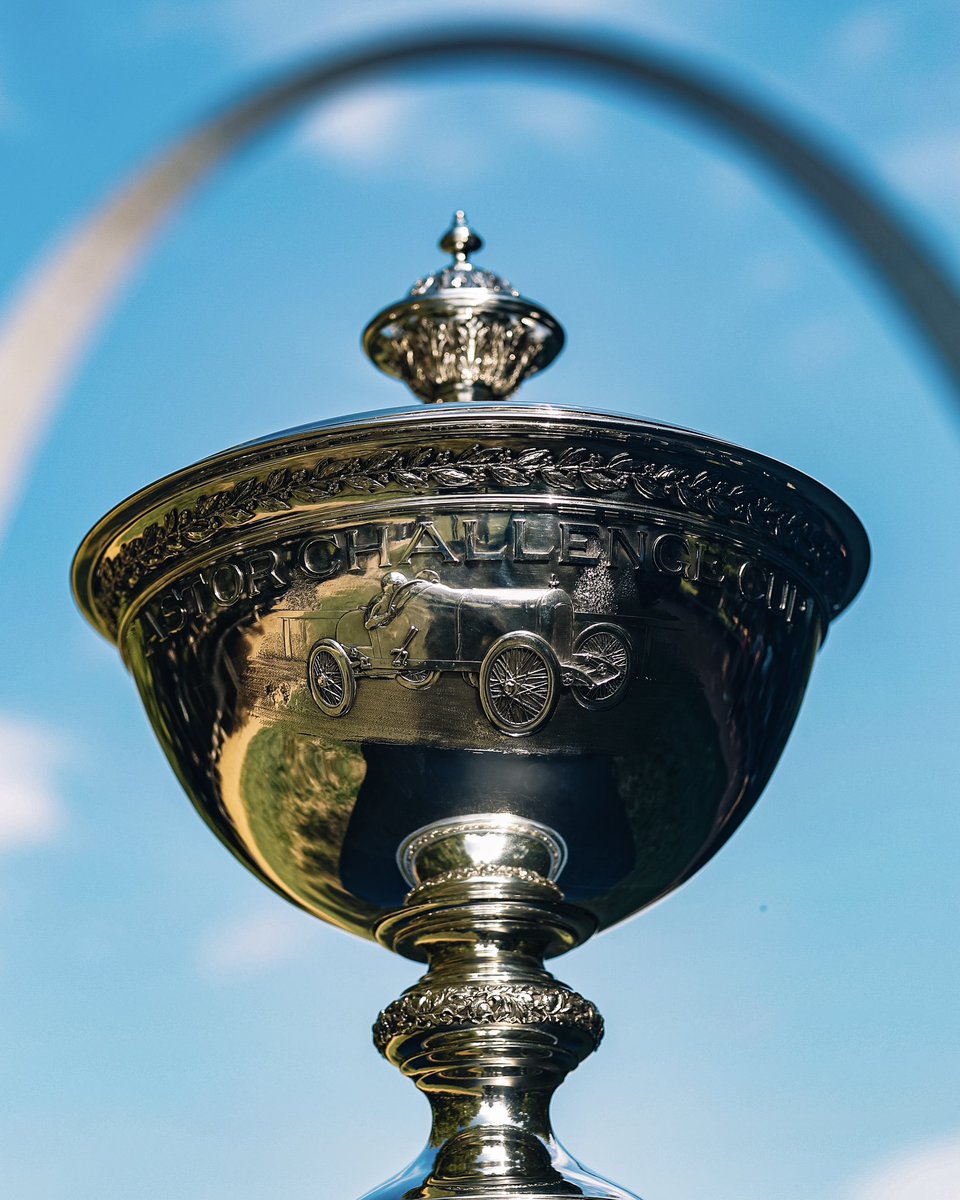 IndyCar's tweet image. Gateway to the #INDYCAR championship 🏆