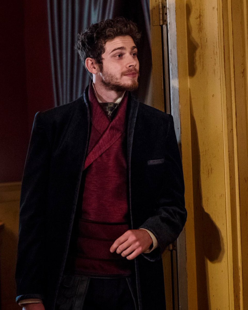 Reminder that ‘INTO THE BADLANDS’ is coming to Netflix (U.S.) on Monday. ⚔️ #IntoTheBadlands