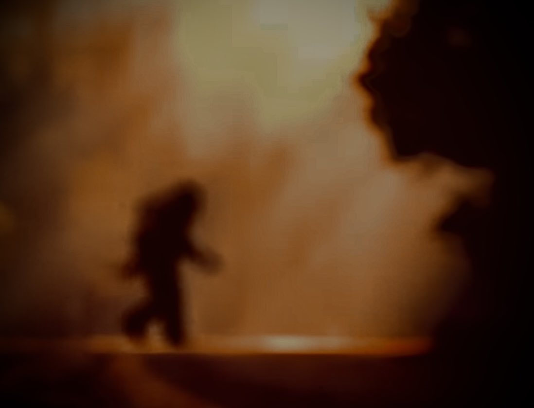 mitchmaster's tweet photo. Researchers Take Crazy Photo of Bigfoot🍂Bigfoot🏕️The Road to Discovery
Aug 18th 2pm⌚️Mon
https://t.co/f8Way1A28G via @YouTube🪵
Small Town Monsters
@RMSOBigfoot #Sasquatch
#Yowie #StrangeCreatures #ScottCarpenter https://t.co/ixRHqn1quZ