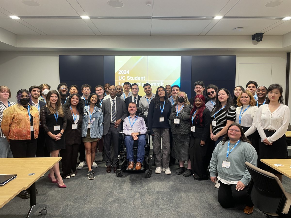 Michael V. Drake (@ucprezdrake) on Twitter photo It’s always a pleasure to meet with our inspiring student leaders. Congratulations to the incoming
leadership of <a href="/_UCSA/">UC Student Association</a>, <a href="/ucgpc/">UC Graduate and Professional Council</a> and <a href="/UofCalifornia/">University of California</a> Council of Presidents! It’s always a pleasure to meet with our inspiring student leaders. Congratulations to the incoming
leadership of <a href="/_UCSA/">UC Student Association</a>, <a href="/ucgpc/">UC Graduate and Professional Council</a> and <a href="/UofCalifornia/">University of California</a> Council of Presidents!