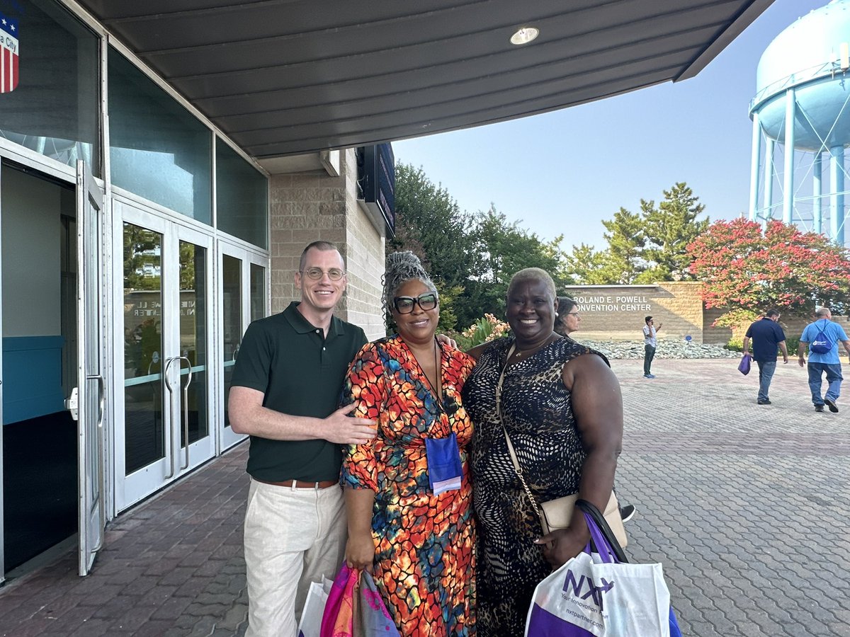 SEIU500's tweet photo. It’s been a long but incredibly productive day for SEIU Local 500 and our members! 💪 We wrapped up at the #MACoConference, where we connected with elected leaders, labor leaders, and advocates across Maryland to discuss and plan for a brighter future for our state. 🌟 #MACo https://t.co/Kg529YqcLN