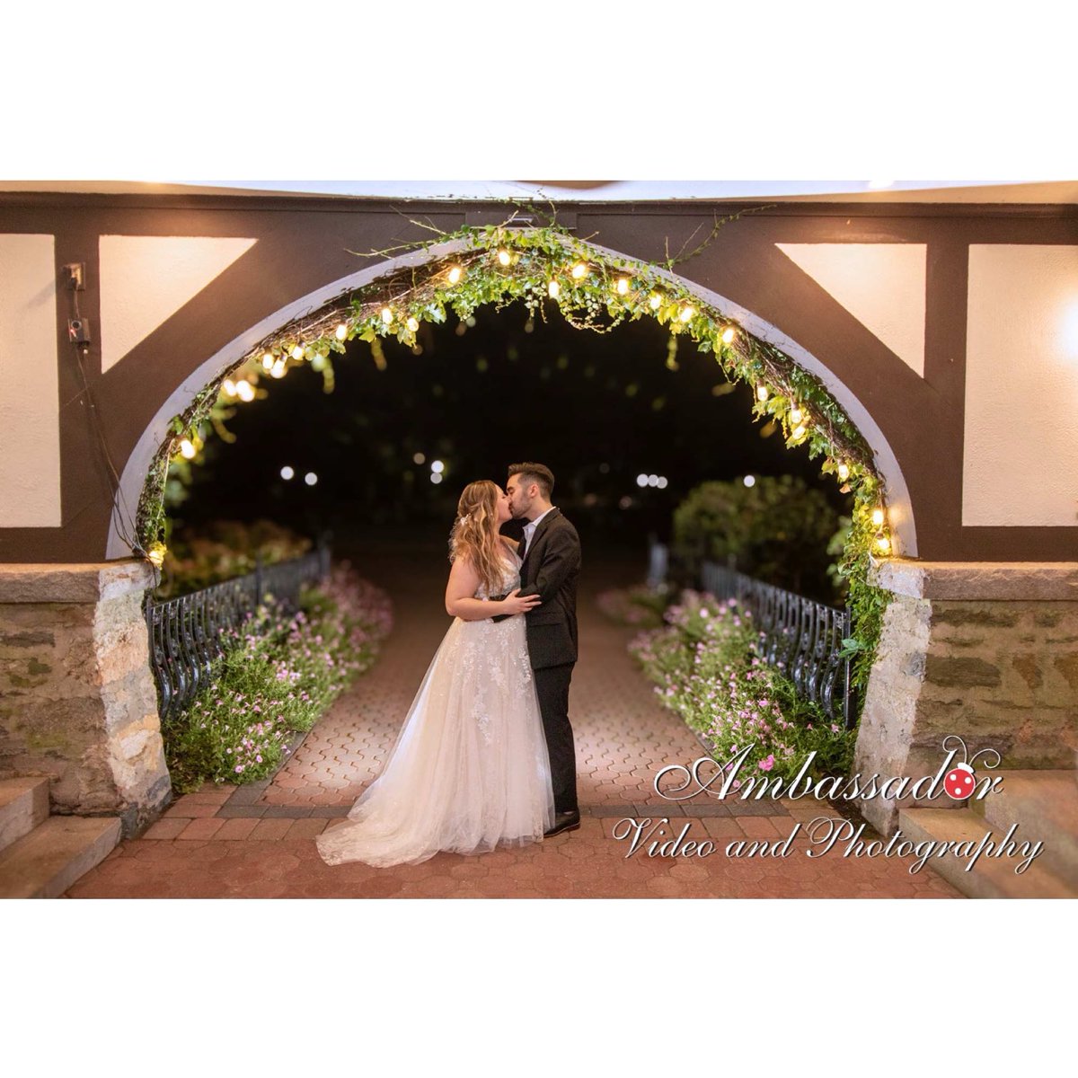 VideoAndPhoto's tweet photo. We love the romance of this couple!
Ambassador Video and Photography
https://t.co/2a23eLqsXj
.
.
.
#bergencountyphotographer
#bergencountyweddingphotographer
#njweddingphotographer
#theknotrealweddings #theknotbestofweddings2024 #stylemepretty #weddinginspo https://t.co/tJMFjRSYS2