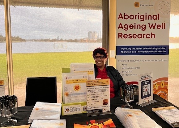 Drs4Ageingwell's tweet photo. We really enjoyed talking to all the wonderful aged care workers at the Aged Care expo @UWAresearch #CAMDH #GoodSpiritGoodLife #forOurElders 
Such important work! Thank you 🙏♥️💛🖤 https://t.co/447SSO93rr