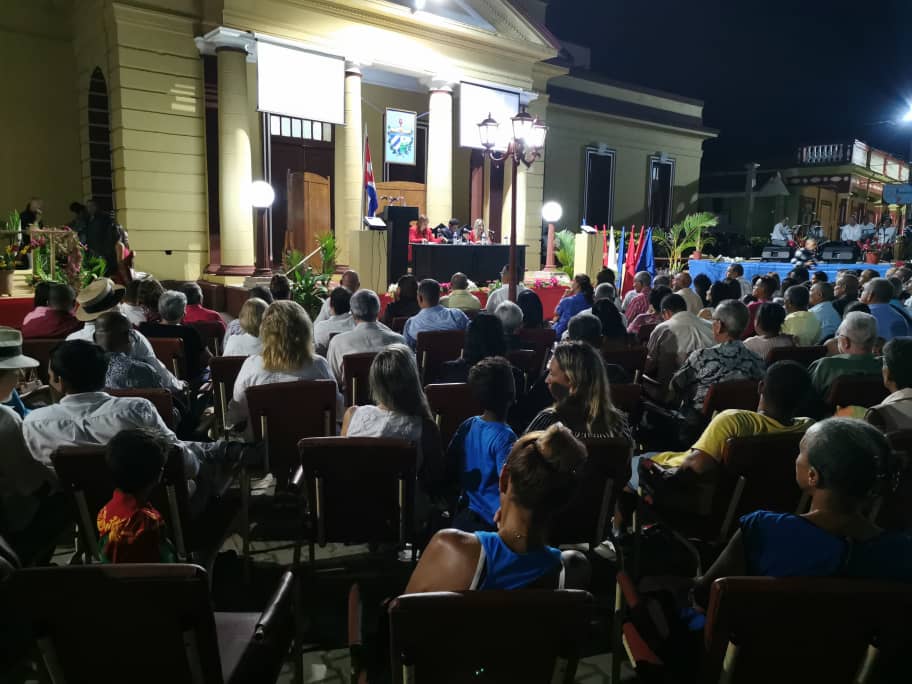 En #Baracoa, cada 15 de agosto, hay que celebrar mucho más que el hecho en sí de la fundación de la primera Villa de #Cuba. Este territorio taino, de gente noble y trabajadora desde su génesis, es paradigma en la historia de Cuba, de América y del mundo.
#513Baracoa 
#Guantánamo