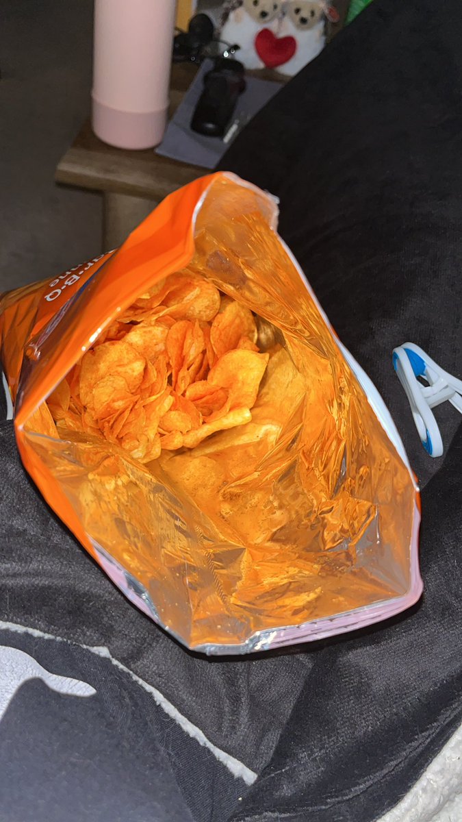 alysha dawe tweet media