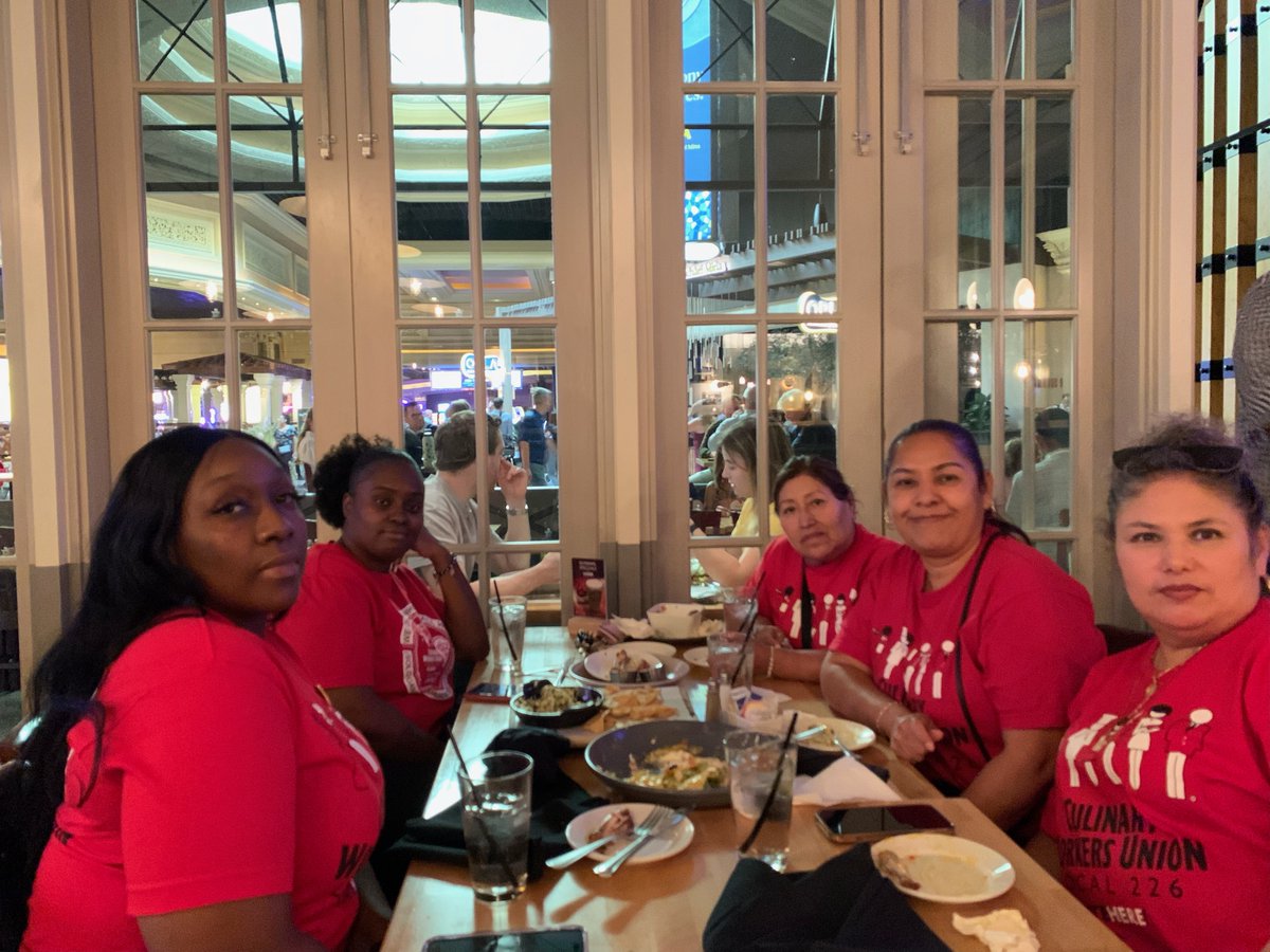 Culinary226's tweet photo. .@SuperZootweet It would toad-ally make a difference for workers if you stop by @CitizensVegas and let a manager know you support workers in their fight for dignity and justice! @HillsPet #SuperZoo2024 #SuperZoo https://t.co/esUYxjr6Af https://t.co/xZNqSfg65f