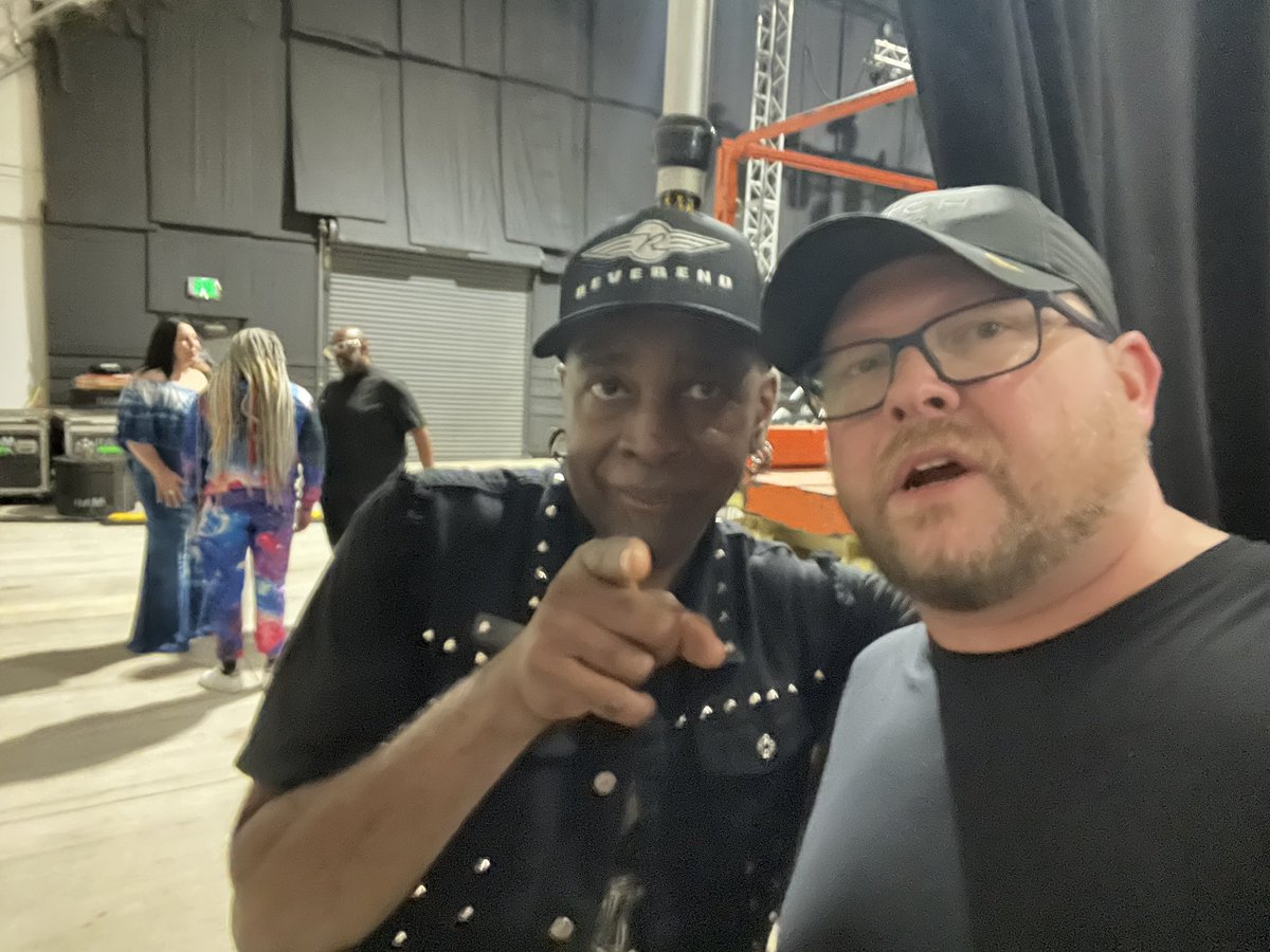 J.M. Sisk (@sisk) on Twitter photo Hey <a href="/vurnt22/">Vernon Reid</a>! Was finally great to meet you after being a lifelong fan. I was the dork talking about playing “Type” on my Iceman when I was 17. (I can still play it, but not as fast as you.) love the new Reverends. Phenomenal show. You guys are the best. Hey <a href="/vurnt22/">Vernon Reid</a>! Was finally great to meet you after being a lifelong fan. I was the dork talking about playing “Type” on my Iceman when I was 17. (I can still play it, but not as fast as you.) love the new Reverends. Phenomenal show. You guys are the best.