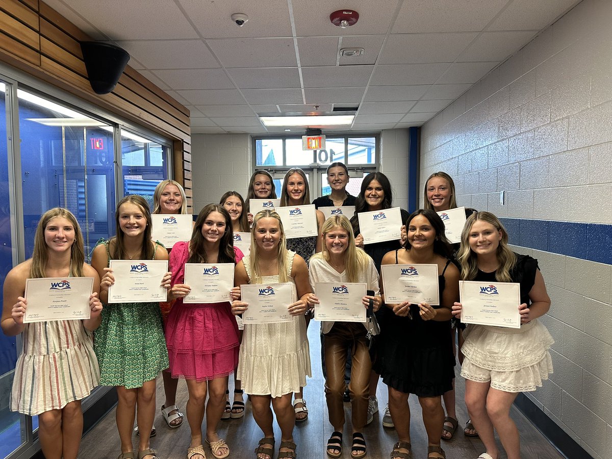 SouthWarren Softball tweet media