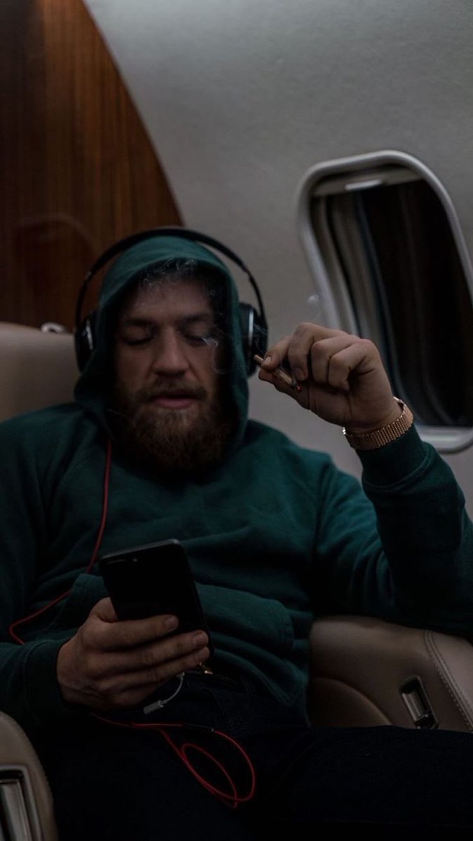 MMArena_'s tweet photo. 🚨🚨 Conor McGregor 🗣️ : « L’UFC m’aime et me veut pour décembre, JE SUIS PRÊT » 

Le retour du Notorious 🇮🇪 se précise. 

🧷 [ Compte X de Conor Mcgregor ] https://t.co/dLKDHvmz0S
