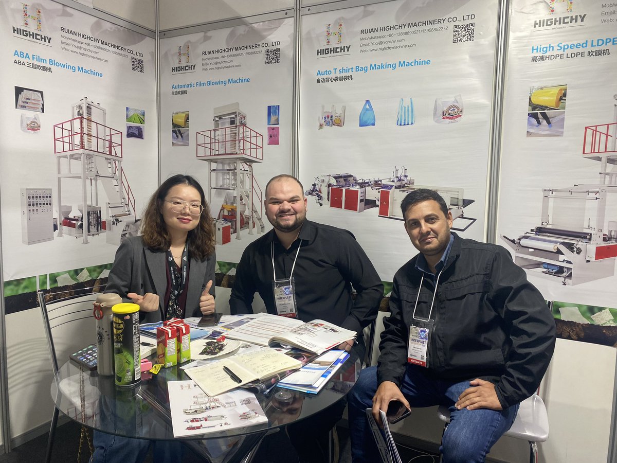 Blownfilmextrud's tweet image. #brazilinterplast #filmblowingmachine #bagmakingmachine  First time to BZ, happy and good beginning