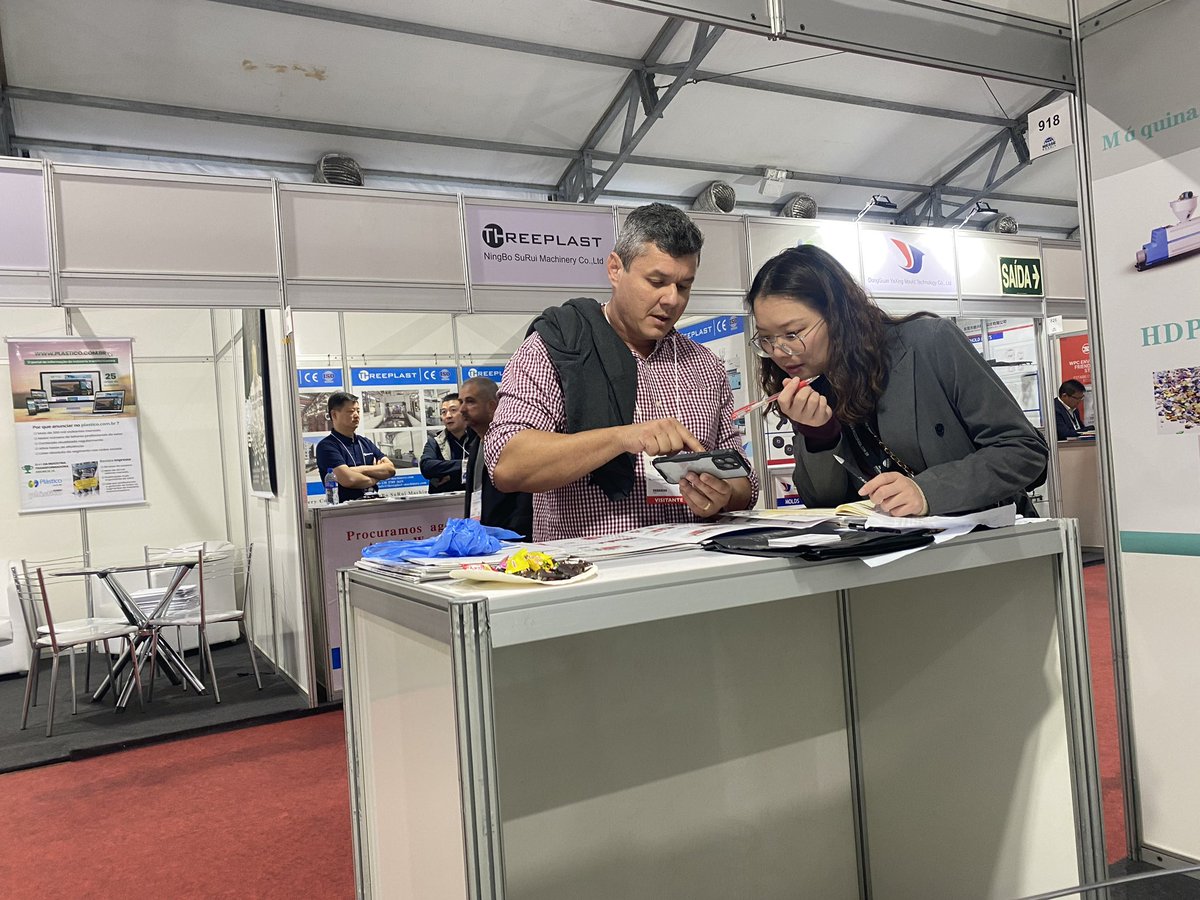 Blownfilmextrud's tweet image. #brazilinterplast #filmblowingmachine #bagmakingmachine  First time to BZ, happy and good beginning