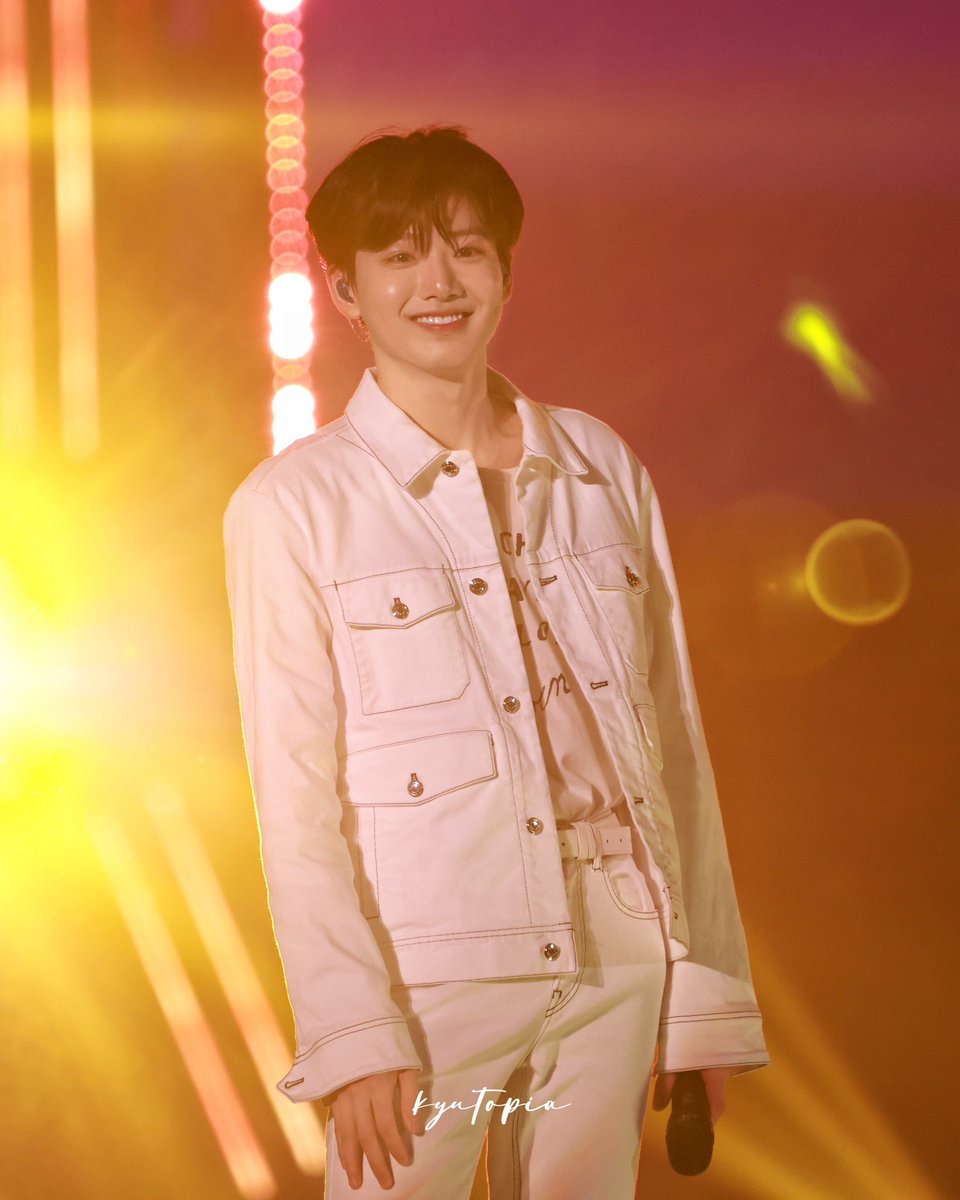 kyutopia909's tweet photo. 240815 RELAY TOUR [REBOOT] FINAL IN SEOUL 종료🌈✨

#트레저 #TREASURE
#준규 #JUNKYU #ジュンギュ https://t.co/jXjJxkRrA6