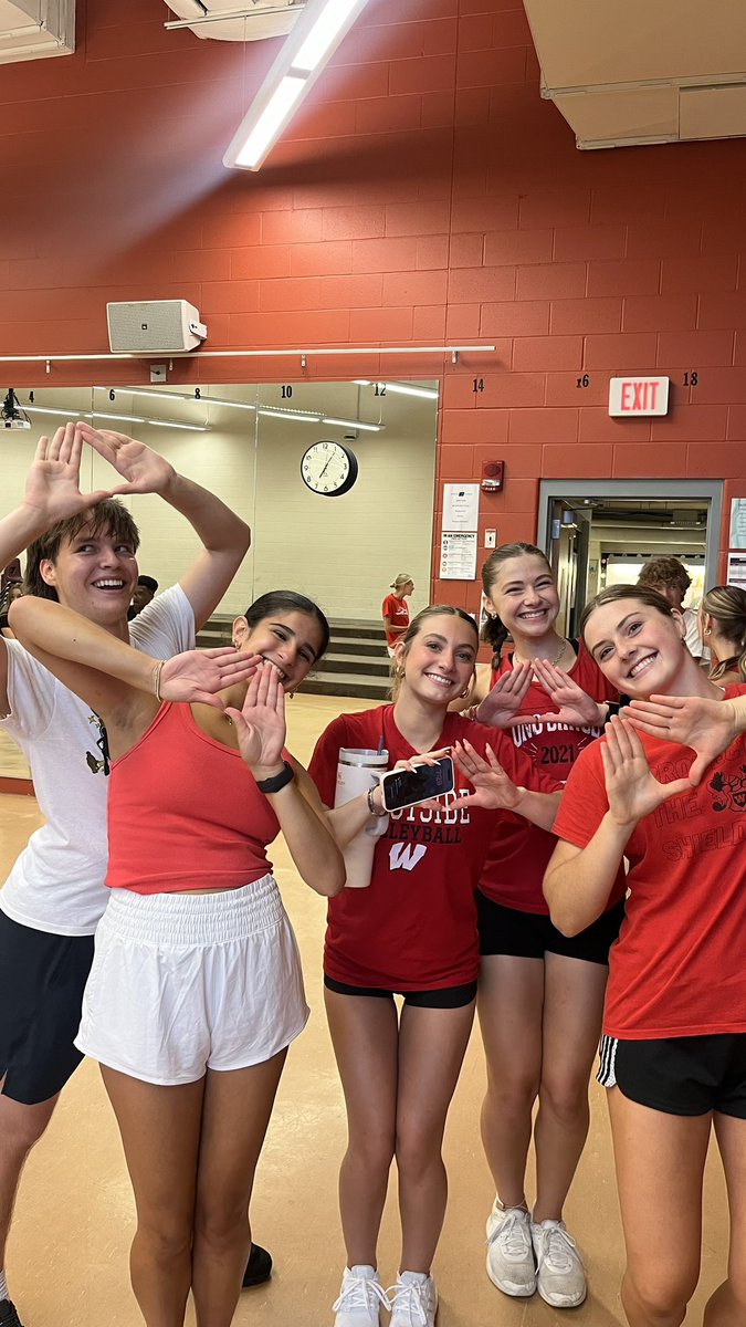 OUR FIRST REHEARSAL!!!!! 💚💙💚💙 #takethestairs