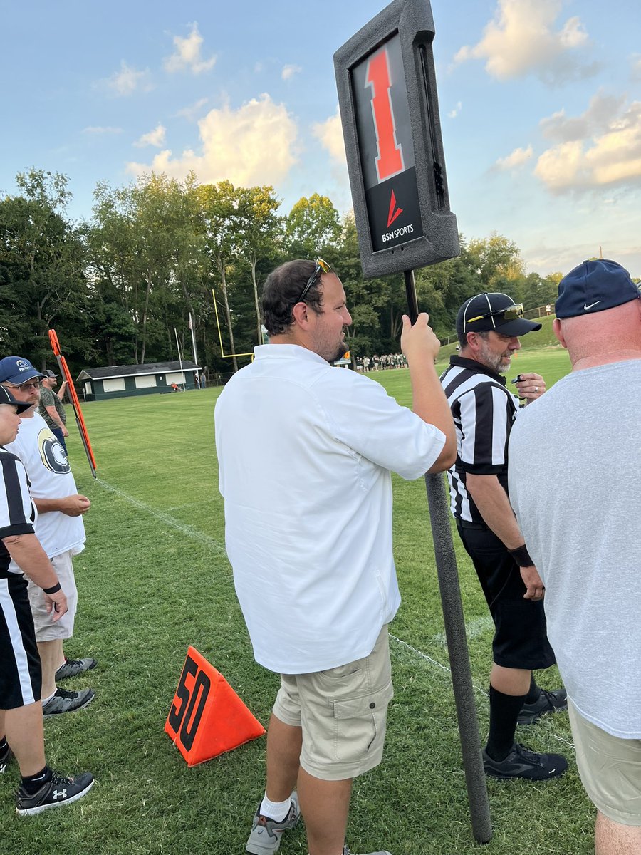 Hayes_BHCSports's tweet photo. Grundy coach Keegan Bartley also impressed during the scrimmage by temporarily filling in with the chain gang https://t.co/GwUcQTJT1H