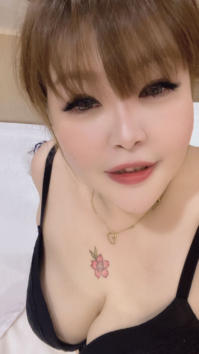 QQfmllk's tweet photo. 由於剛剛��震搖太大
所以立馬叫了麥當勞早餐壓壓驚😂

欸～真的不要一直搖餒
我很害怕😧

#圖文不符🤭 https://t.co/DUSVC3aqWg