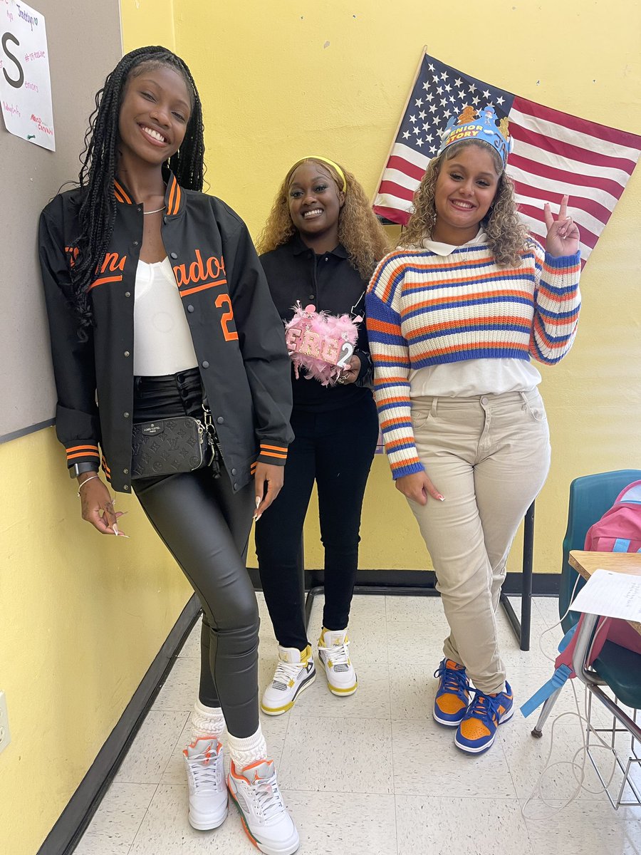 Kayasa Cobb (@kayasa_cobb) on Twitter photo School was in session and students were eager to be back at “The Historic Booker T Washington”. Especially the Seniors. The staff was geared up for 2024-2025 school year. It was a pleasure to support. <a href="/lisagarcia_lisa/">Lisa Garcia 🏳️🌈🇺🇦🟦🇭🇹</a> <a href="/trydiggs/">Dr. Try K. Diggs</a> <a href="/SuptDotres/">Jose L. Dotres, Ed.D.</a> <a href="/BTW_SHS/">The Historic Booker T. Washington Sr. High School</a> School was in session and students were eager to be back at “The Historic Booker T Washington”. Especially the Seniors. The staff was geared up for 2024-2025 school year. It was a pleasure to support. <a href="/lisagarcia_lisa/">Lisa Garcia 🏳️🌈🇺🇦🟦🇭🇹</a> <a href="/trydiggs/">Dr. Try K. Diggs</a> <a href="/SuptDotres/">Jose L. Dotres, Ed.D.</a> <a href="/BTW_SHS/">The Historic Booker T. Washington Sr. High School</a>
