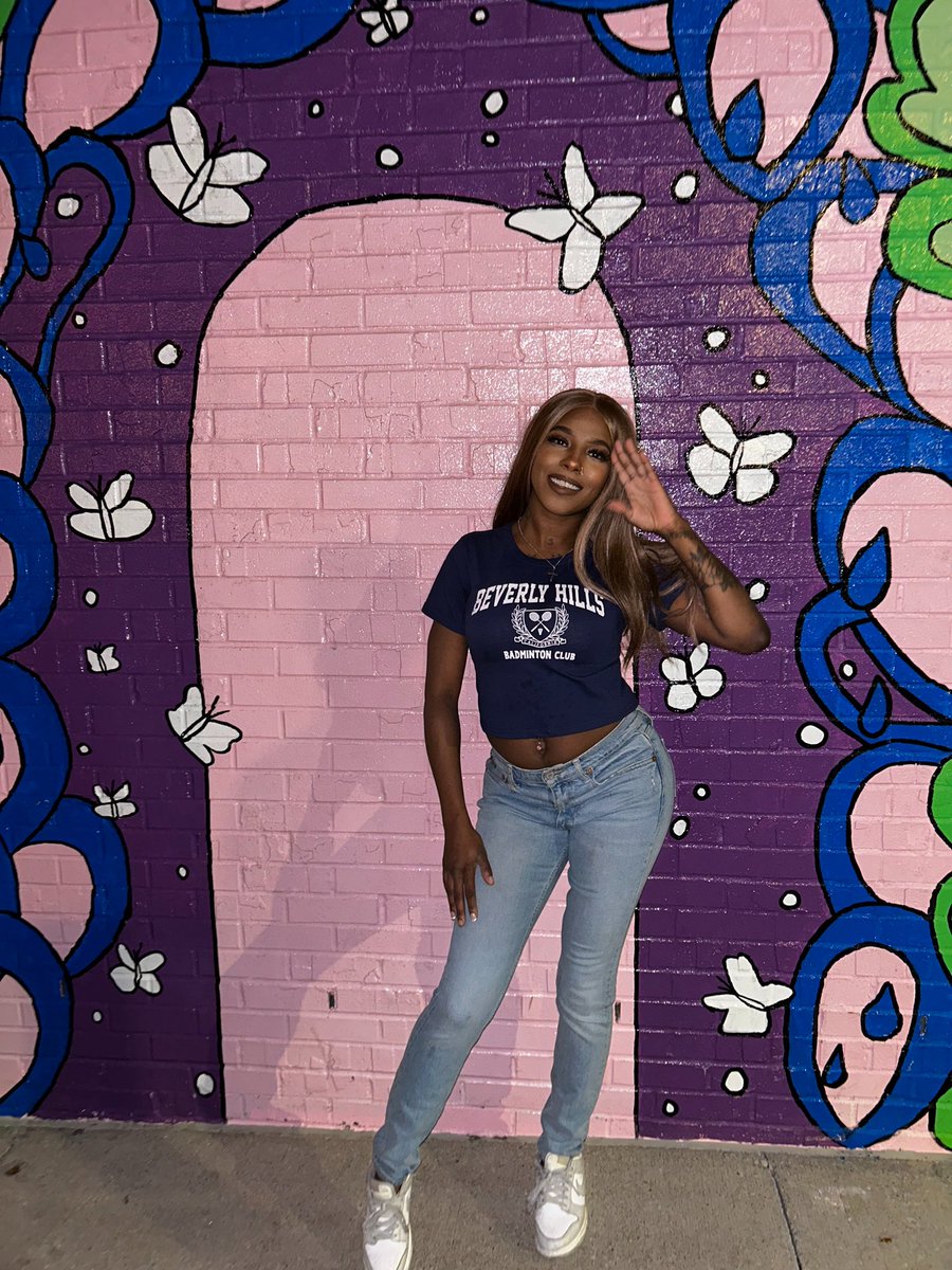 PrincessBlaize's tweet image. Ga station runs 🥤