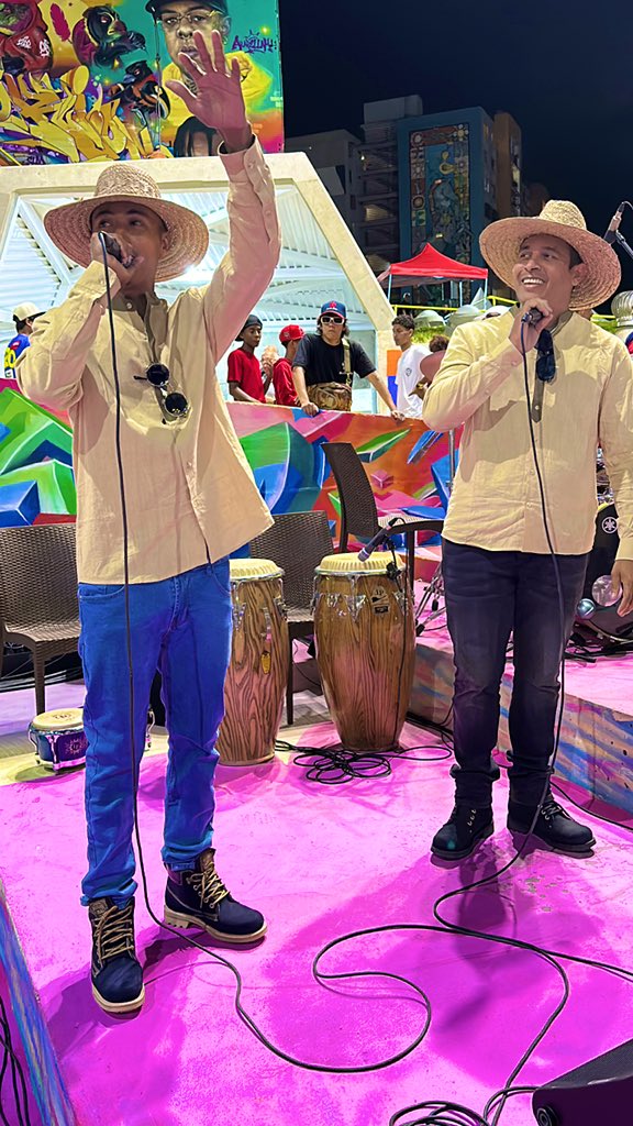 Desde lo más criollo del mapa hasta Caracas 🇻🇪 show #tiunaelfuerte julio 2024